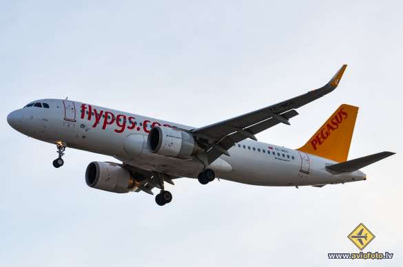 Airbus A320-251N