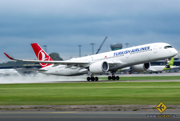 Airbus A350-941