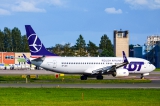 Boeing 737-86N