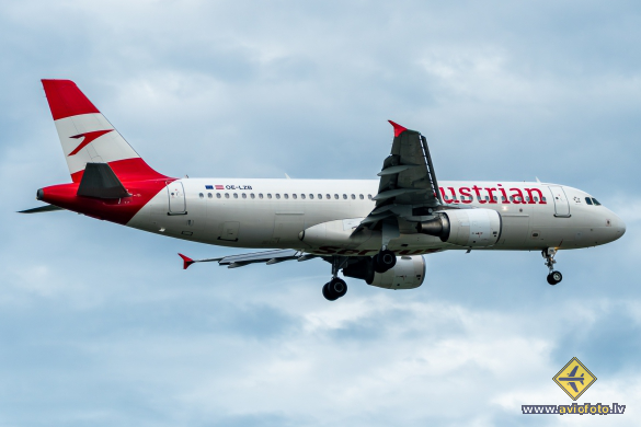 Airbus A320-214