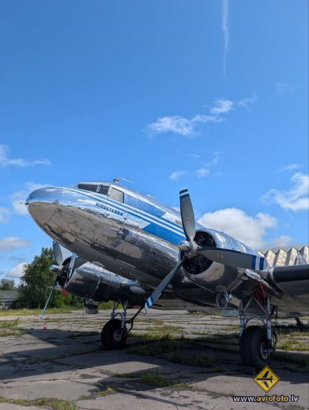 Douglas C-53C Skytrooper (DC-3A)