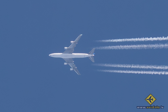 Boeing 747-4KZF/SCD