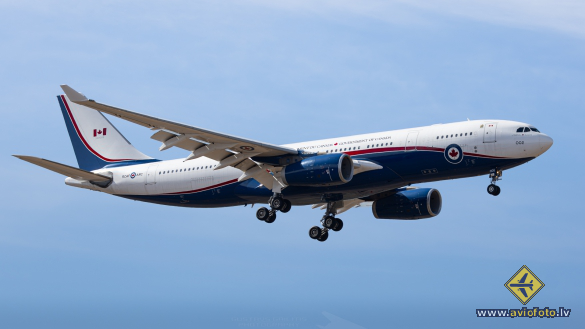 Airbus CC-330 (A330-243)