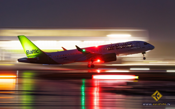 Bombardier CSeries CS300 (BD-500-1A11)
