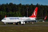 Boeing 737-8F2