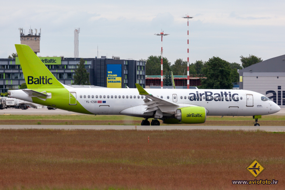 Bombardier CSeries CS300 (BD-500-1A11)