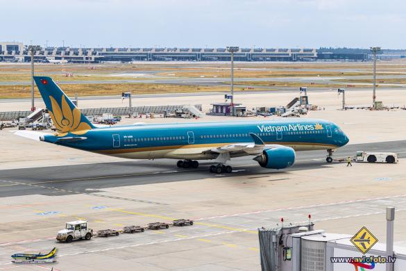 Airbus A350-941