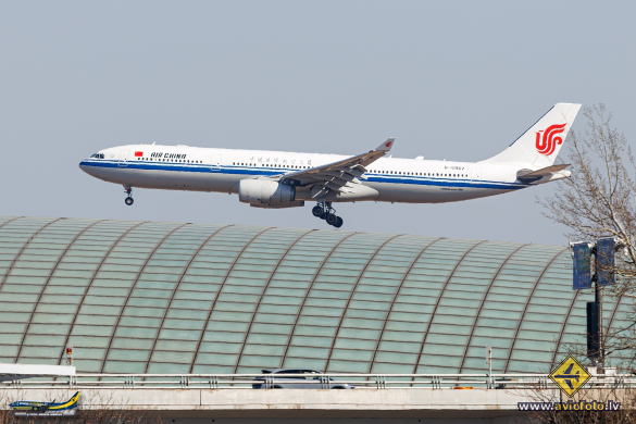 Airbus A330-343