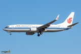 Boeing 737-89L