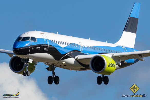 Airbus A220-300