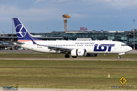 Boeing 737-8 MAX