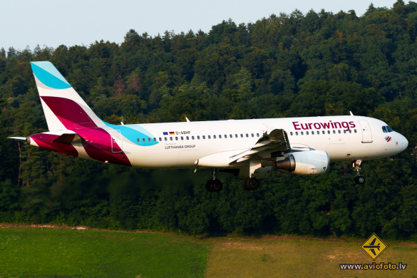 Airbus A320-214