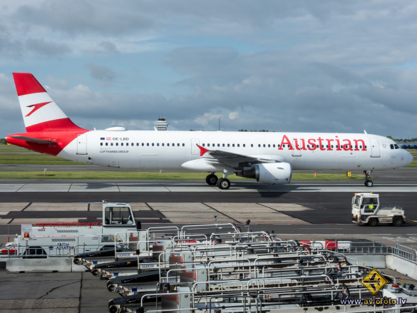 Airbus A321-211