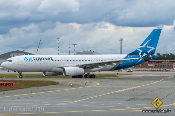 Airbus A330-243