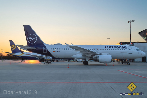 Airbus A320-214