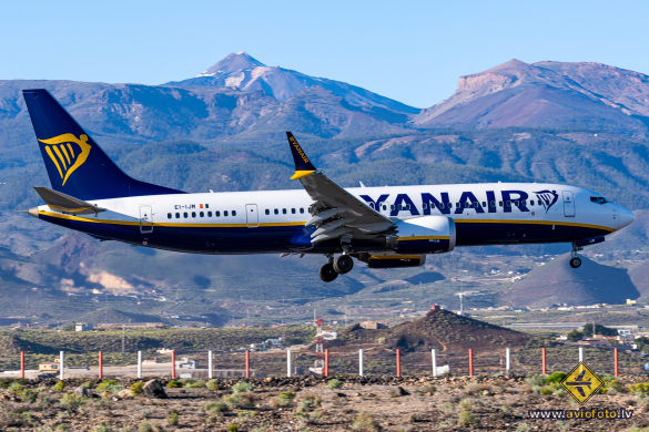 Boeing 737-8 MAX 200