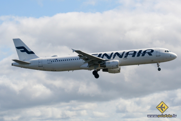 Airbus A321-211