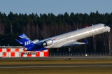 Bombardier CRJ-900LR (CL-600-2D24)