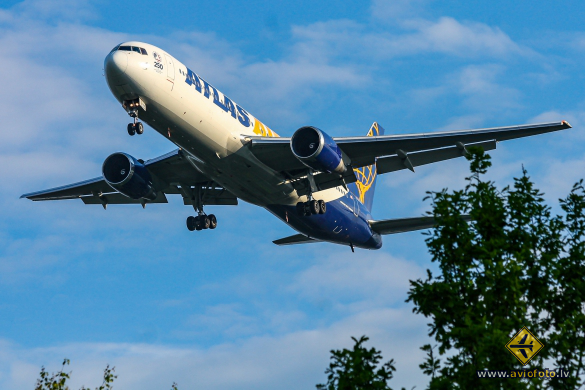 Boeing 767-3S1/ER