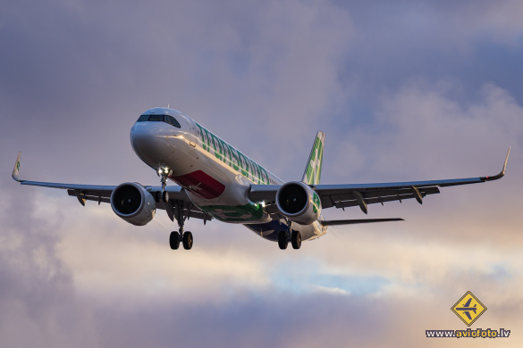 Airbus A321-251NX