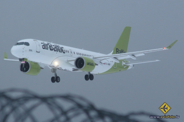 Airbus A220-300