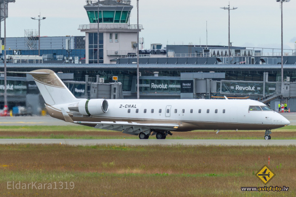 Bombardier Challenger 850 (CRJ-200SE/CL-600-2B19)