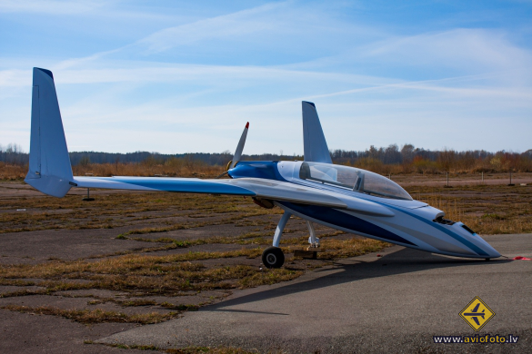Rutan 61 Long-EZ